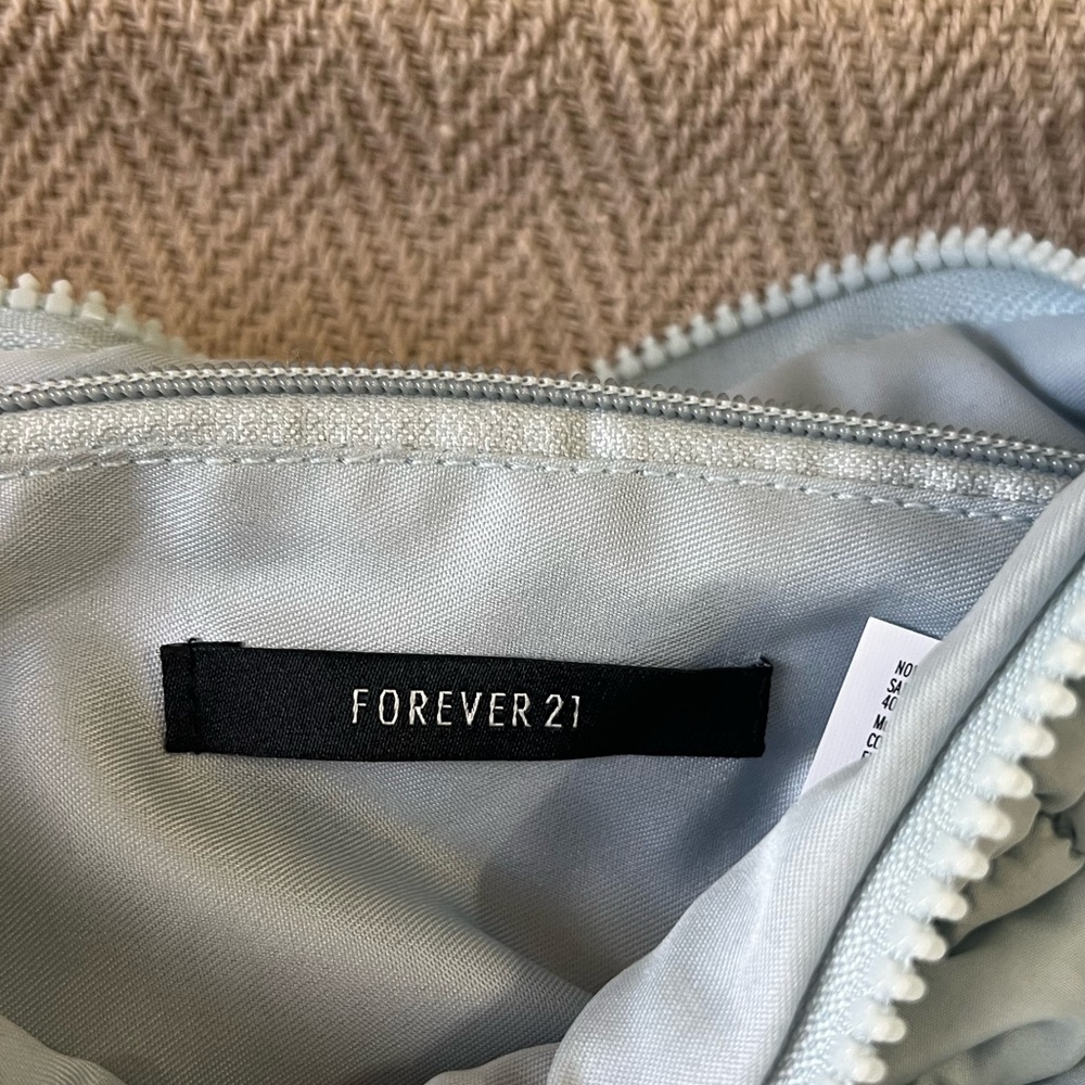 Forever 21 bubble plush purse color baby blue - Picture 6 of 8